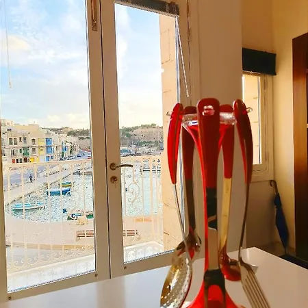 Beautiful Large Sea Front Duplex Loft Apartament